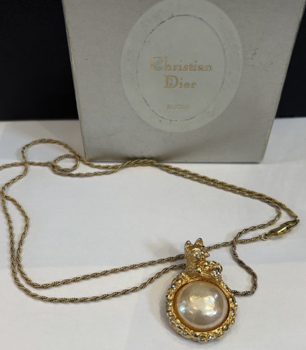 christian dior vintage long chain necklace pearl & panther gold pendant c.1980s