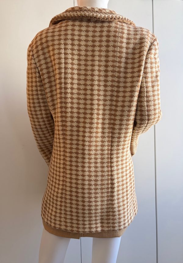 chanel tweed jacket beige & cream houndstooth cc logo polka dot jewel buttons 2000