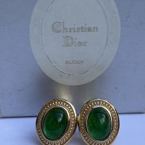 christian dior vintage emerald gripoix poured glass & gold oval earrings 1980s