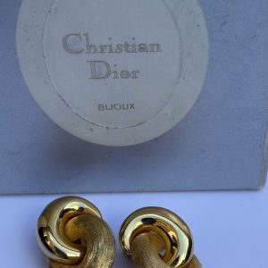 christian dior vintage love knot clip on earrings gold 1980s
