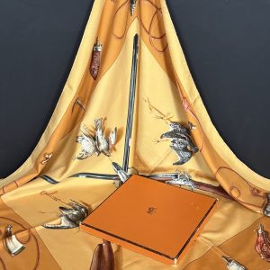 hermÈs silk scarf fusils (les) mustard multi by henri de linarès 1961 w/box