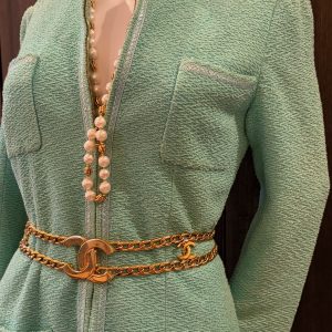 chanel vintage tweed boucle suit chanel logo zipper collection 1995