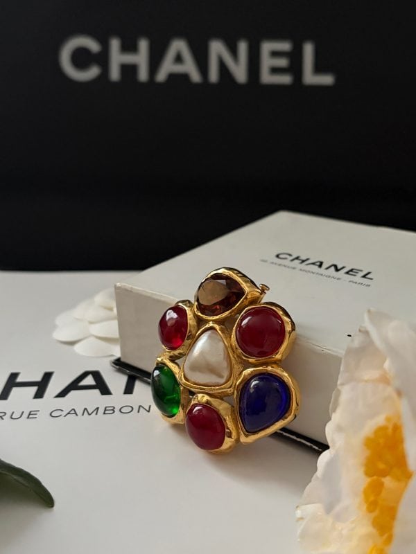 chanel by karl lagerfeld vintage gripoix multi camellia flower brooch collection 26 1991
