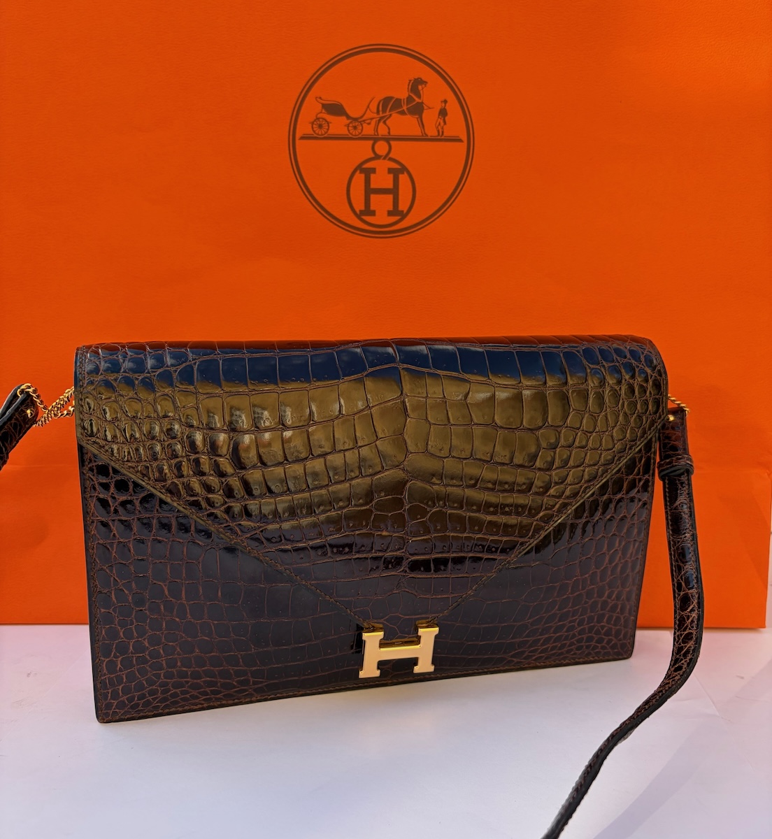 hermÈs vintage rare lydie caiman crocodile(○) stamp brown bag ghw 1981