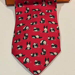 hermÈs vintage red tie black & white panda collector w/box