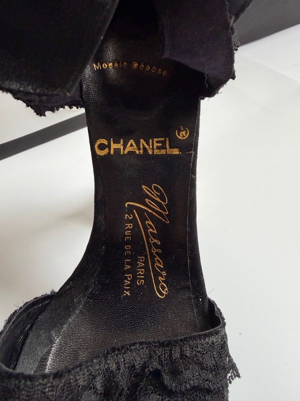 chanel by massaro haute couture black lace ruffles bow heels sandals 1990
