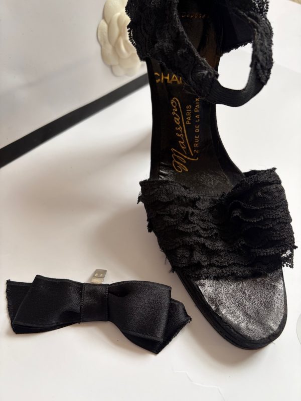 chanel by massaro haute couture black lace ruffles bow heels sandals 1990