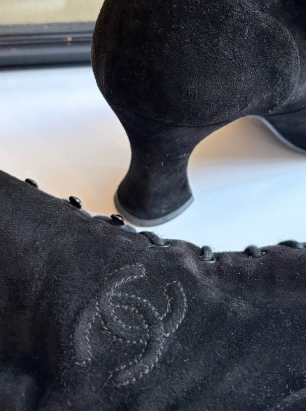 chanel cc logo black suede lace up knee high boots victorian high heels 1990s