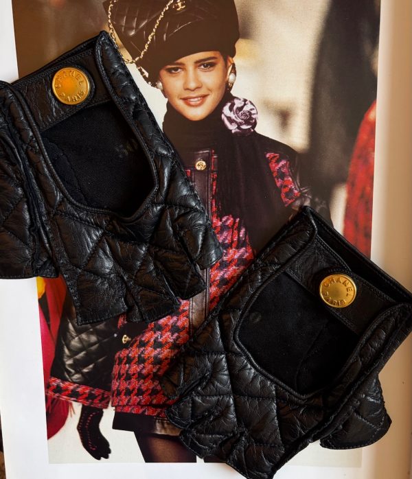 chanel vintage catwalk black quilted kidskin fingerless gloves cc logo buttons c.1990s