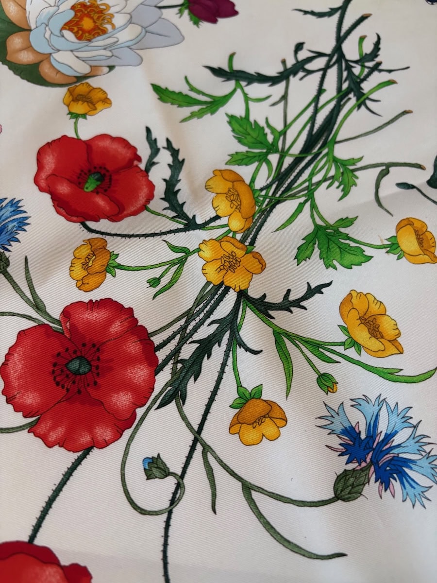 gucci vintage flora silk scarf by vittorio accornero c.1990s w/box