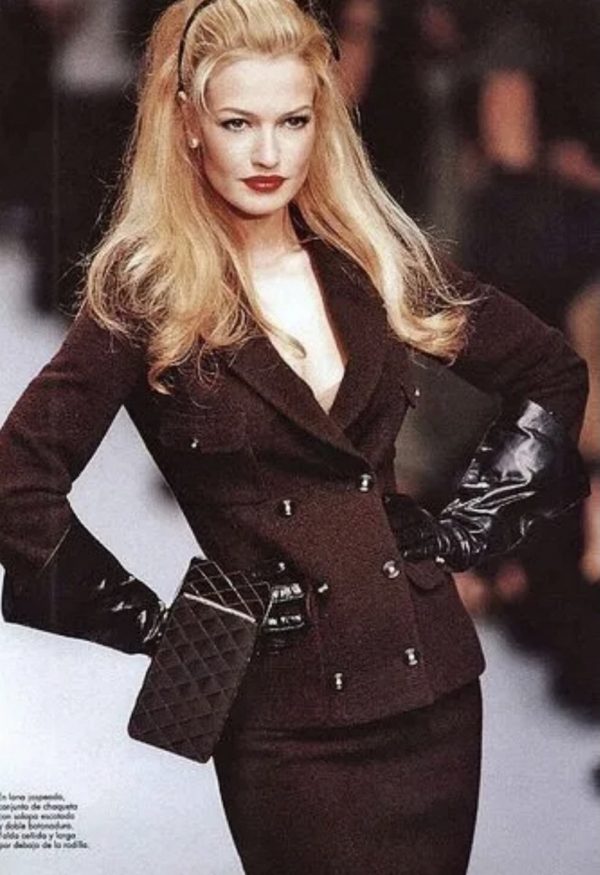 1995 chanel vintage runway archival chocolate brown tweed boucle suit collection 95a