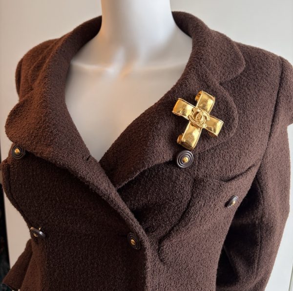 1995 chanel vintage runway archival chocolate brown tweed boucle suit collection 95a
