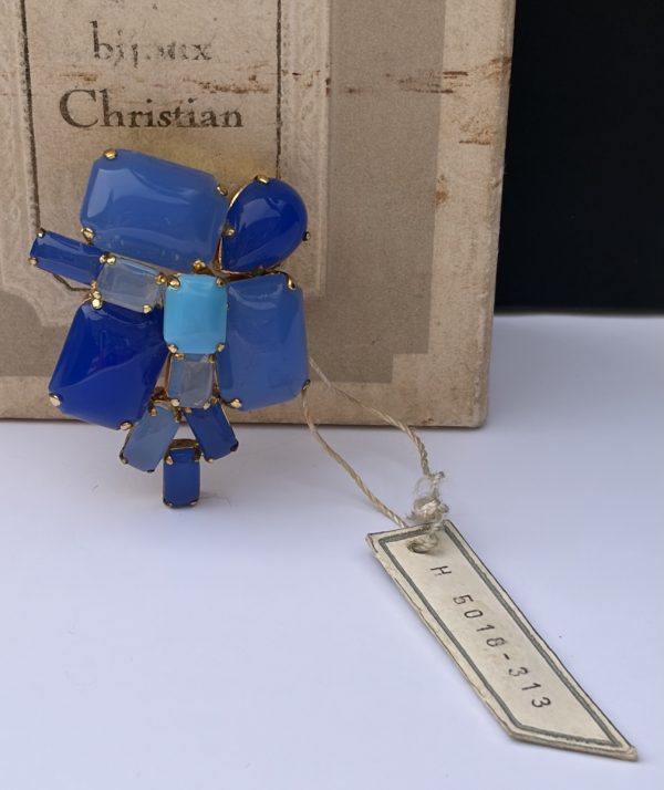 1966 christian dior by maison gripoix vintage blue glass flower brooch w/box