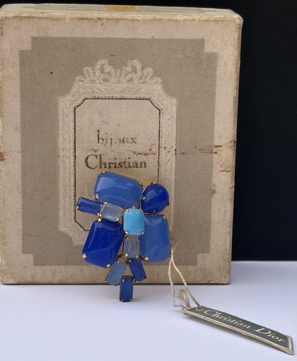1966 christian dior by maison gripoix vintage blue glass flower brooch w/box