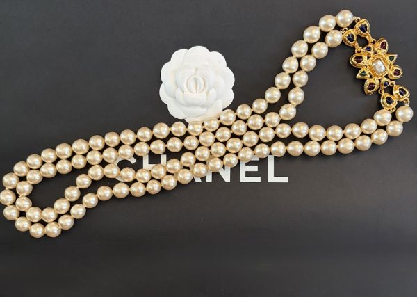 chanel 1990 by karl lagerfeld runway gripoix pendant pearl necklace