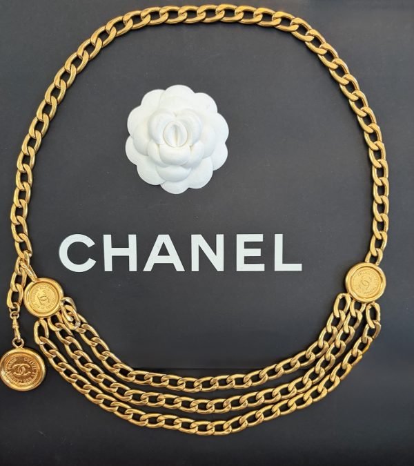 chanel by karl lagerfeld 1984 runway vintage belt chain cc logo charm medallion collector