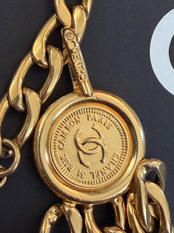 chanel by karl lagerfeld 1984 runway vintage belt chain cc logo charm medallion collector