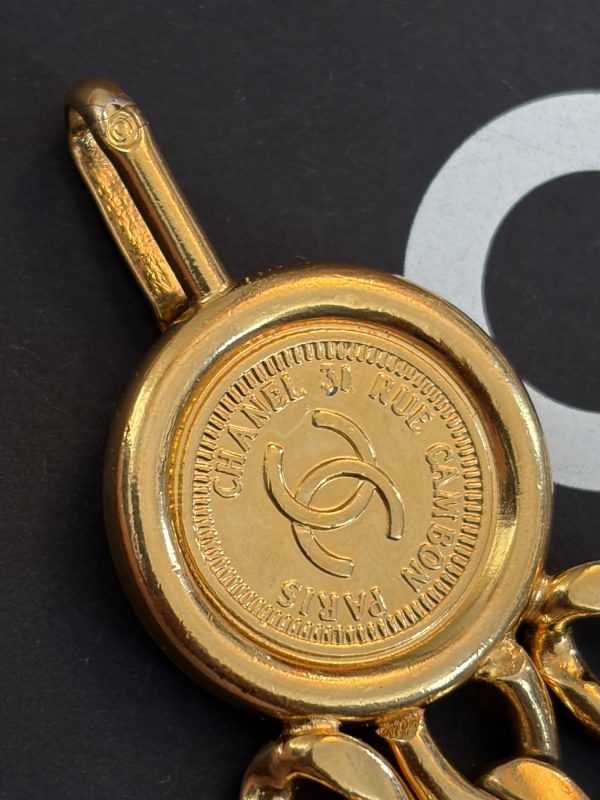 chanel by karl lagerfeld 1984 runway vintage belt chain cc logo charm medallion collector