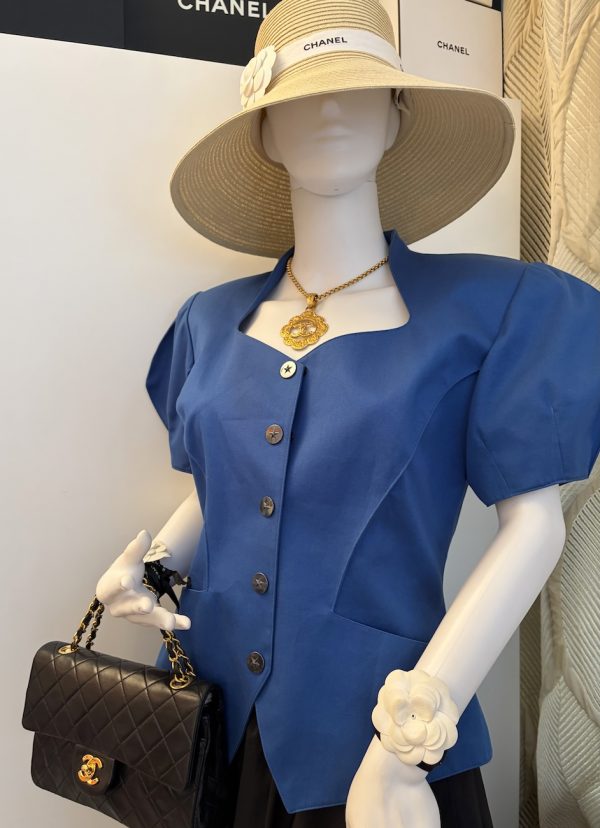 1989 chanel 2.55 classic timeless lambskin 24k gold plated small 23.5 double flap bag