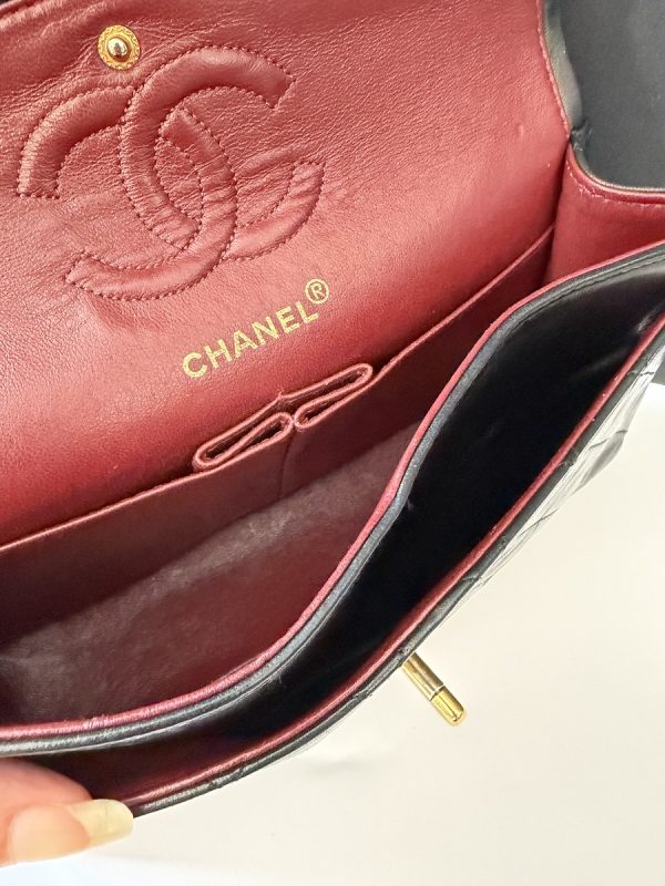 1989 chanel 2.55 classic timeless lambskin 24k gold plated small 23.5 double flap bag