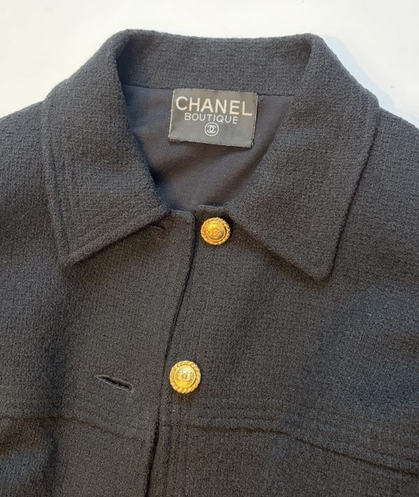 chanel fall/winter 95 classic black loose tweed jacket vintage gold cc logo jewel buttons