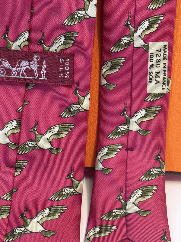 hermÈs vintage flying bird hoopoe tie red olive green multi circa 1990s