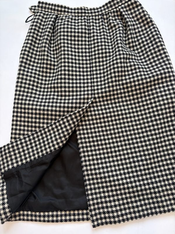 yves saint laurent rive gauche vintage pencil fitted houndstooth skirt c.1970s 1980s