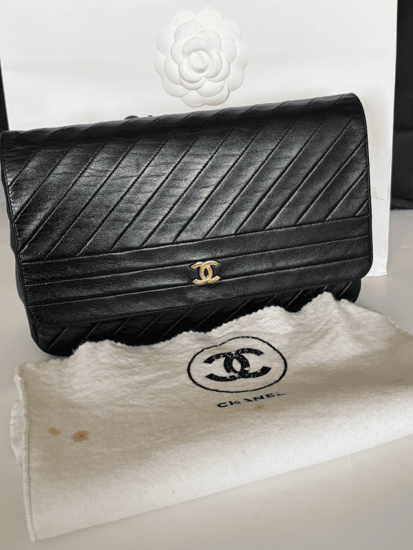 chanel vintage timeless quilted leather lambskin black bag 24k ghw c.1983 w/box