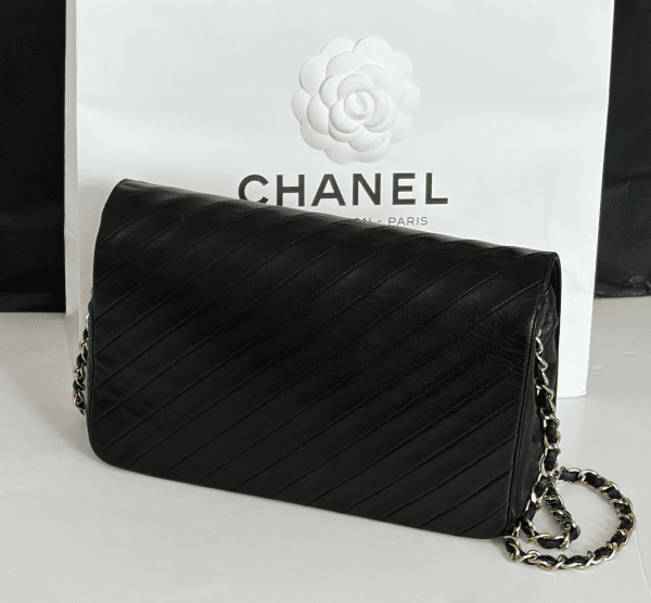 chanel vintage timeless quilted leather lambskin black bag 24k ghw c.1983 w/box