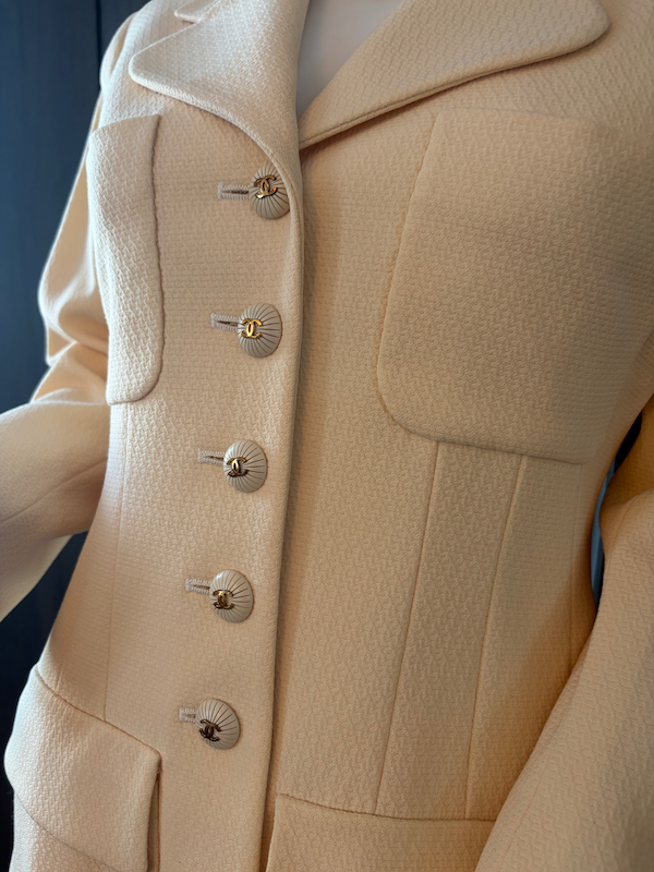 chanel runway spring/summer 1993 cream suit jacket skirt modelled by christy turlington